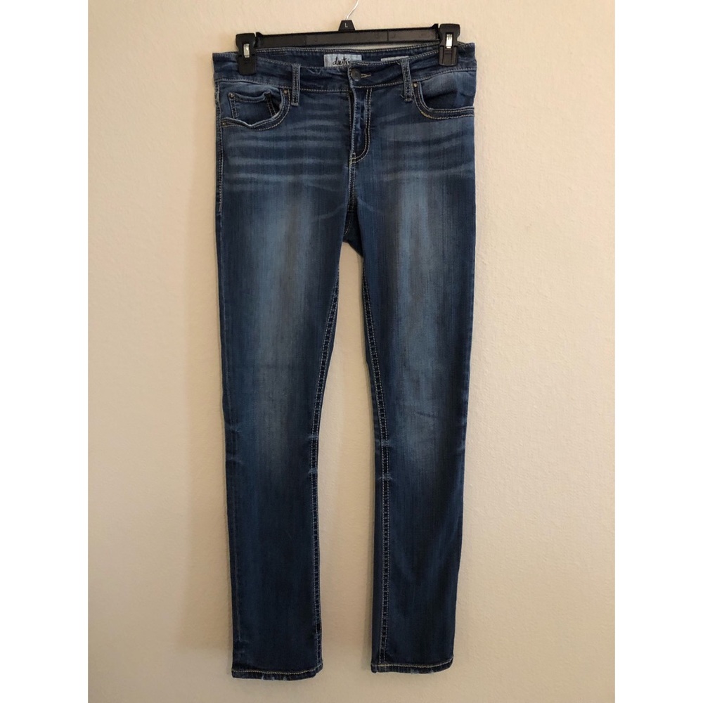 Daytrip- Super stretchy Mila Straight Jeans